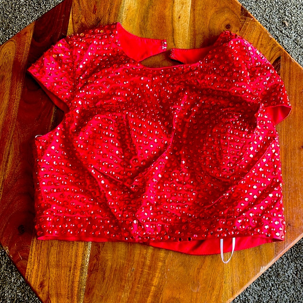 NoName Custom Crop